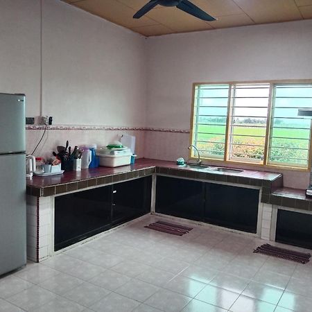 Casa Villa Homestay Sekinchan Extérieur photo