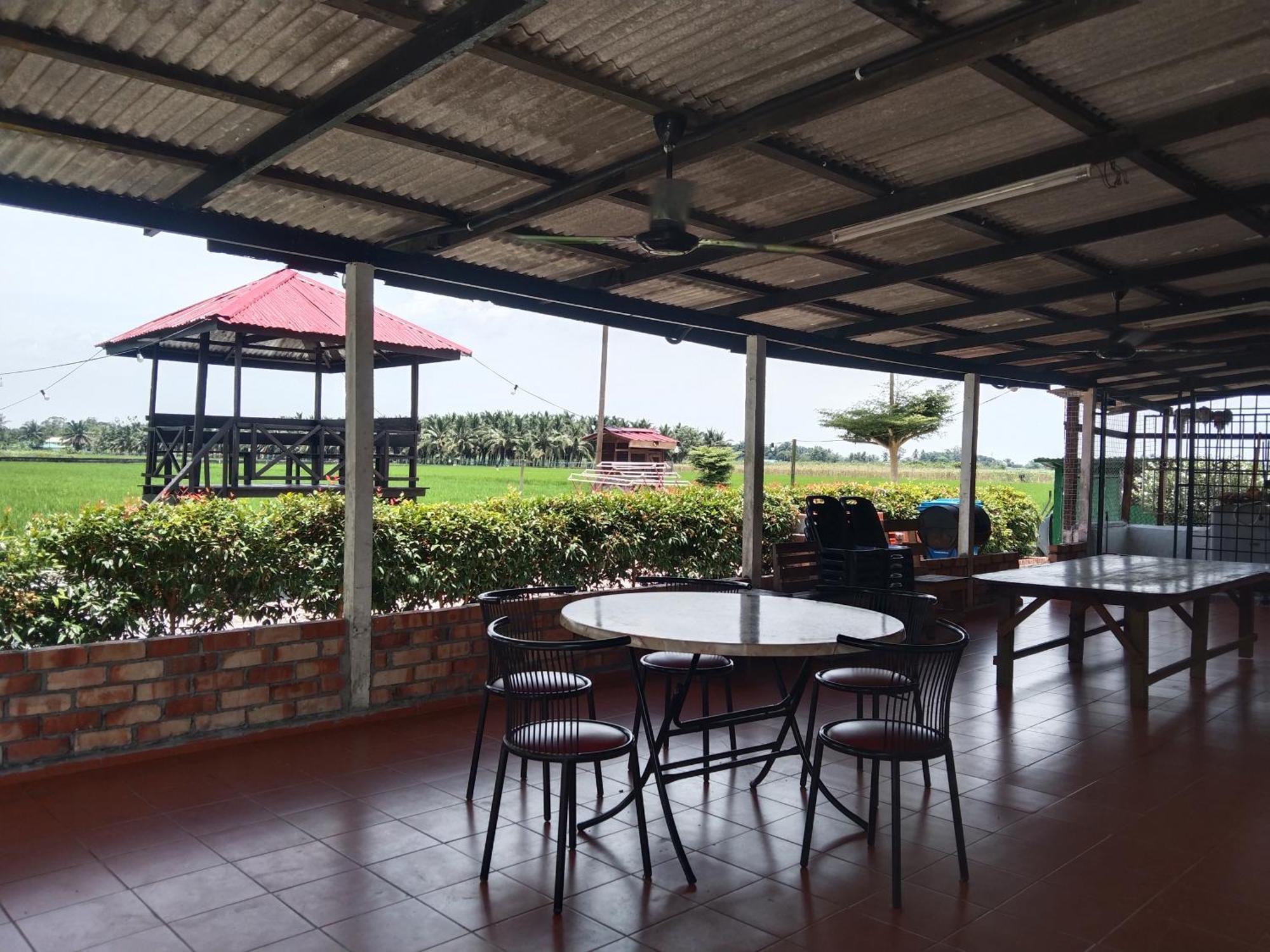 Casa Villa Homestay Sekinchan Extérieur photo